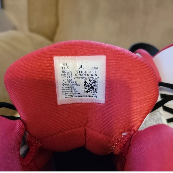 Nike Air Jordan Size 11.5 Men - Picture 6 of 6